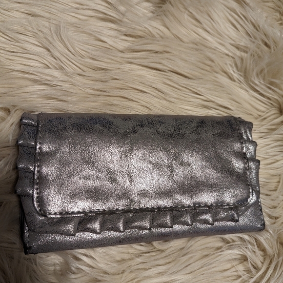 Handbags - Silver wallet